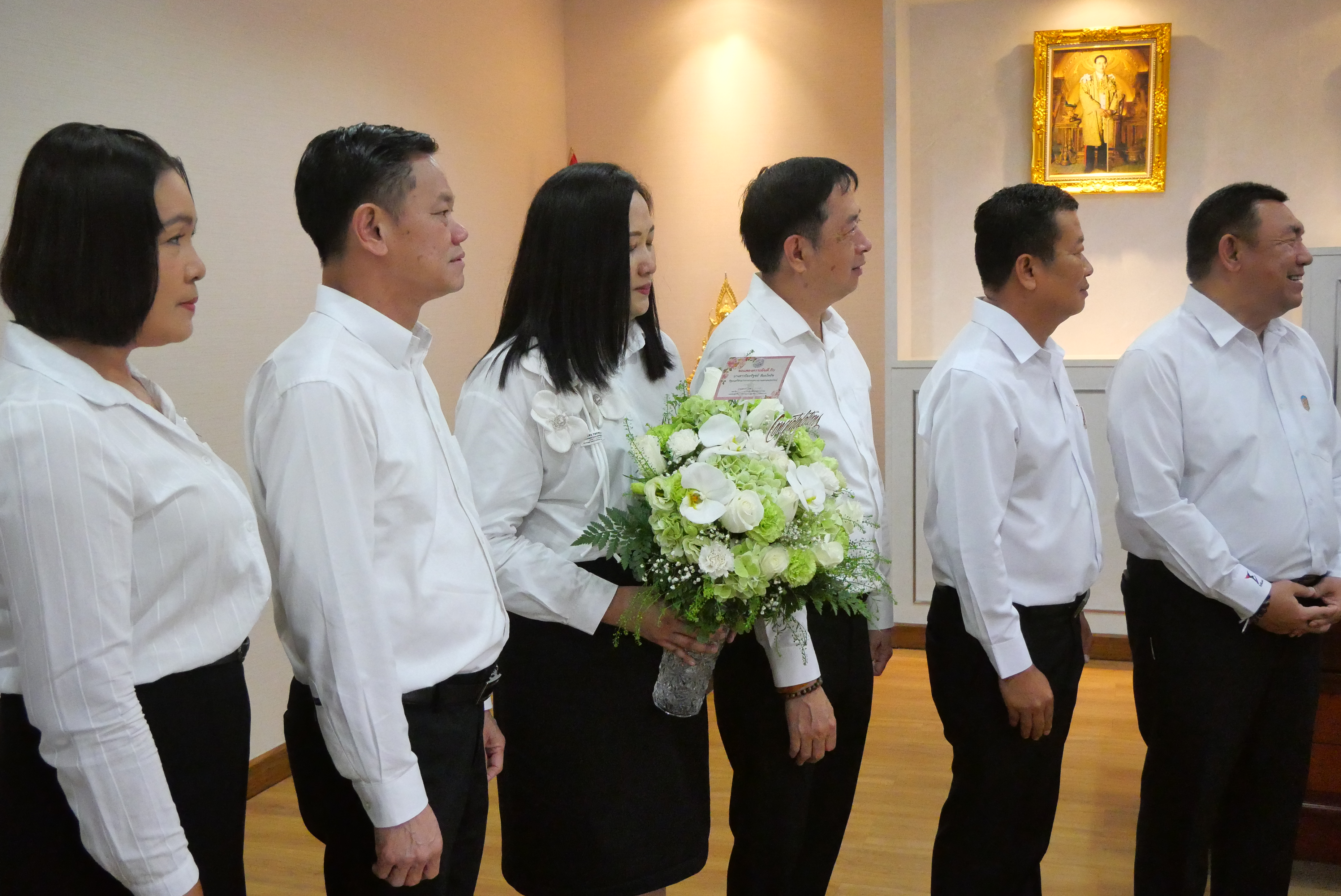 title - คณะผู้บริหาร ส.ป.ก. ร่วมแสดงความยินดีในโอกาสเข้ารับตำแหน่งของรัฐมนตรีว่าการกระทรวงเกษตรและสหกรณ์ และรัฐมนตรีช่วยว่าการกระทรวงเกษตรและสหกรณ์ 